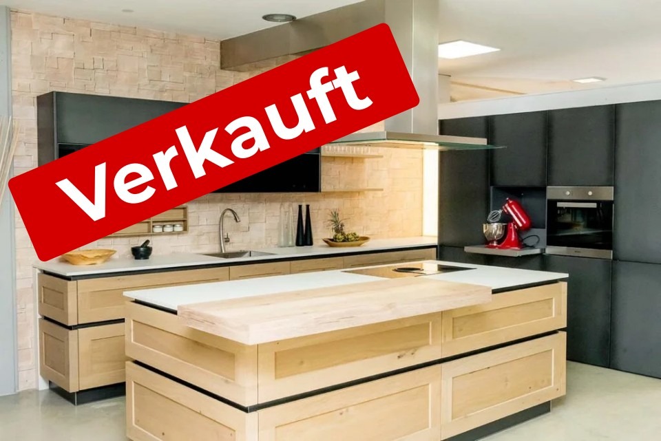 Mehr über den Artikel erfahren EWE Küche Eiche