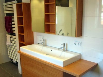 Badezimmermöbel - Schreinerarbeit